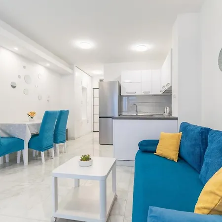 Blue Apartment Makarska
